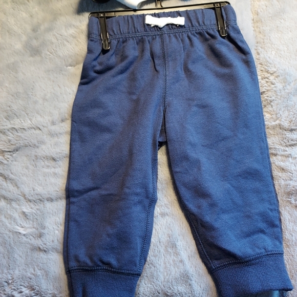 Carter's Infant Boy 4pc Set - Picture 3 of 7